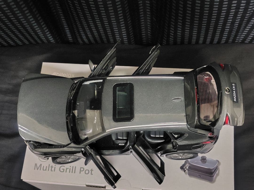 B*N様 MAZDA CX-5　モデルカー　1/18