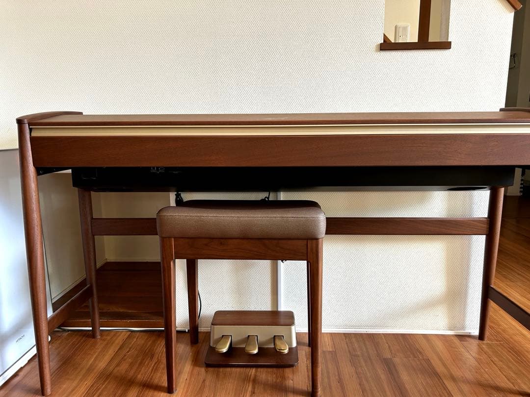 【送料込み】22年製　Roland Kiyora KF-10 ウォールナット