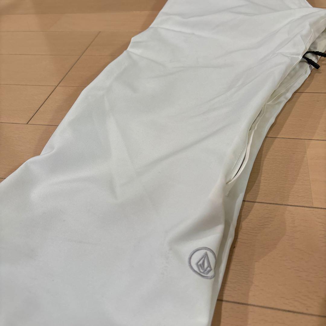 VOLCOM スノボウェア　アメリカサイズS 日本のＭサイズ相当　別売り不可