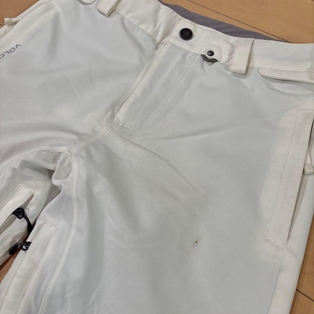 VOLCOM スノボウェア　アメリカサイズS 日本のＭサイズ相当　別売り不可