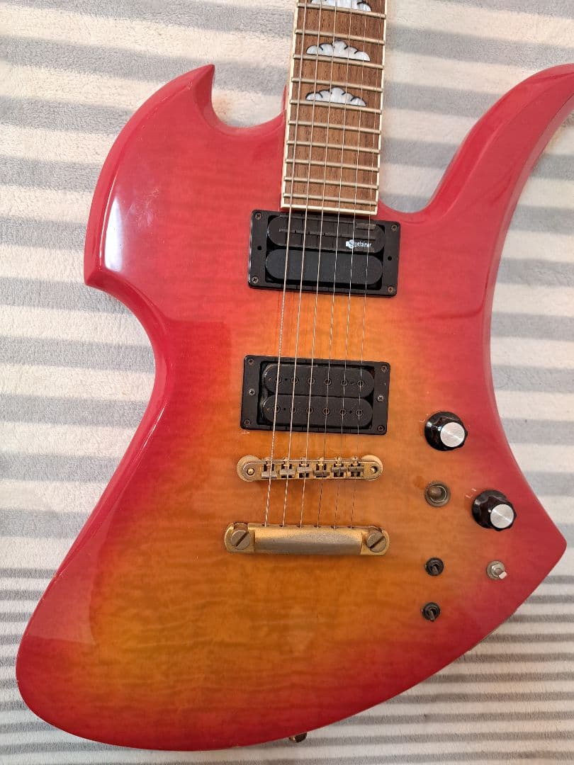 hideモデルギターBurny　MG-130S　MG-145S　MG165S