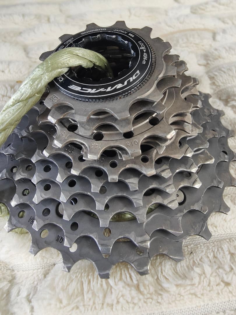 SHIMANO デュラエース スプロケットCS-R9100 12-28　美品☆