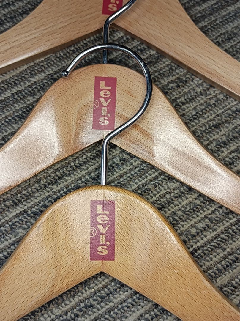 八5929【美品】Levis リーバイス 木製ハンガー10本セット