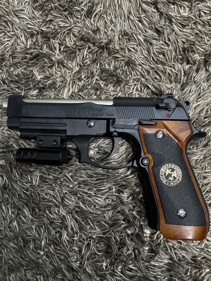 サムライエッジ ガスブローバック 東京マルイ レーザーサイト付き