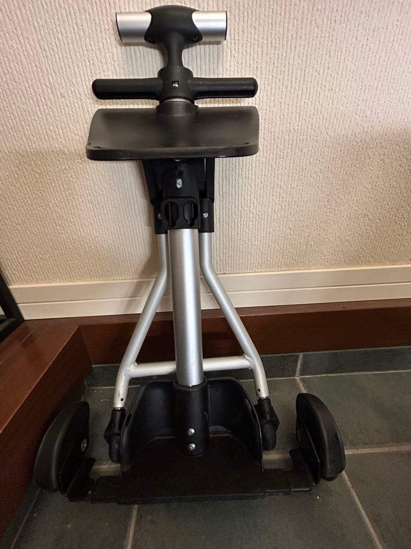 ⭐︎専用⭐︎子供を乗せれるQ-BOXキャリーカート＋トラベルポーチ