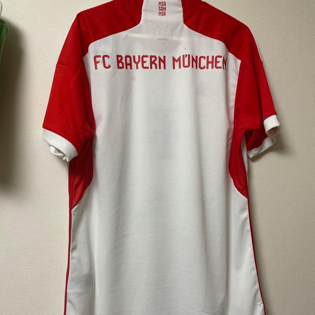 バイエルンサイン入りユニフォーム