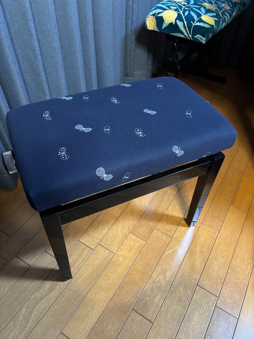 ピアノ椅子　ベンチ型