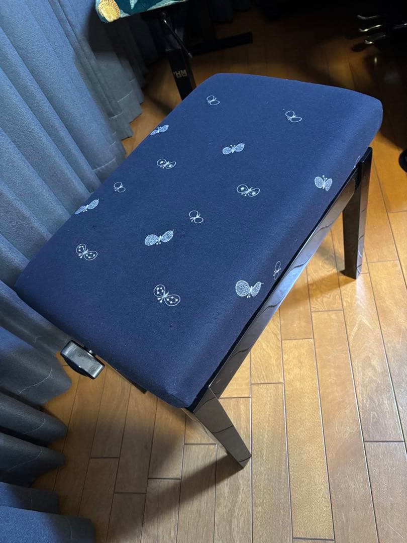 ピアノ椅子　ベンチ型