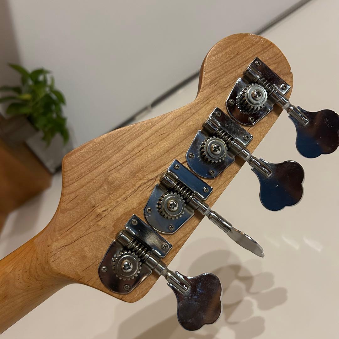 ジャズベースタイプ ホワイトマッチングヘッド