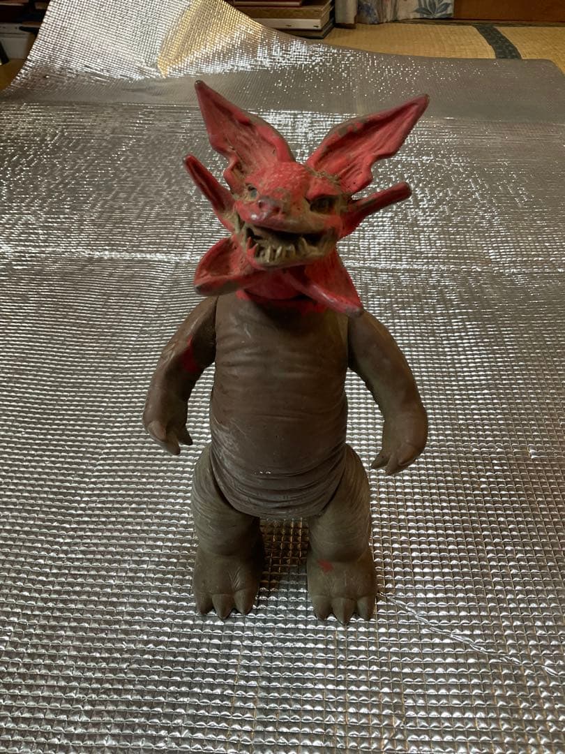 マルサン製／ガボラ。当時もの。ウルトラマンの怪獣【汚れあるが価値はあります】。