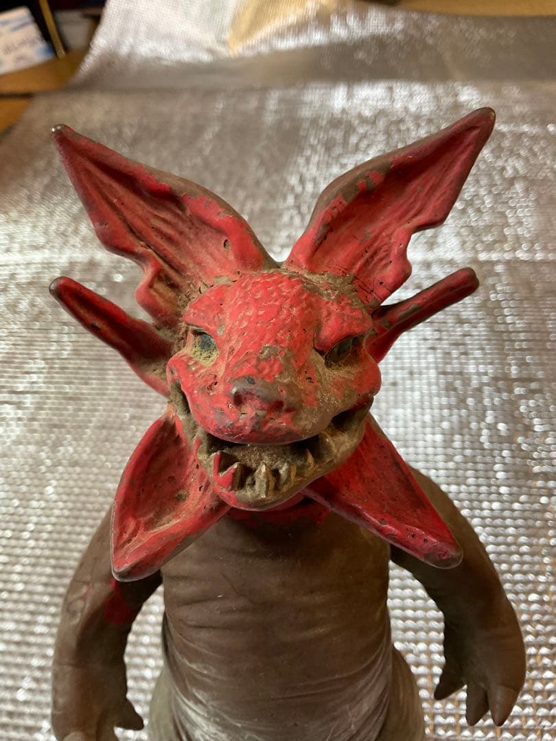 マルサン製／ガボラ。当時もの。ウルトラマンの怪獣【汚れあるが価値はあります】。
