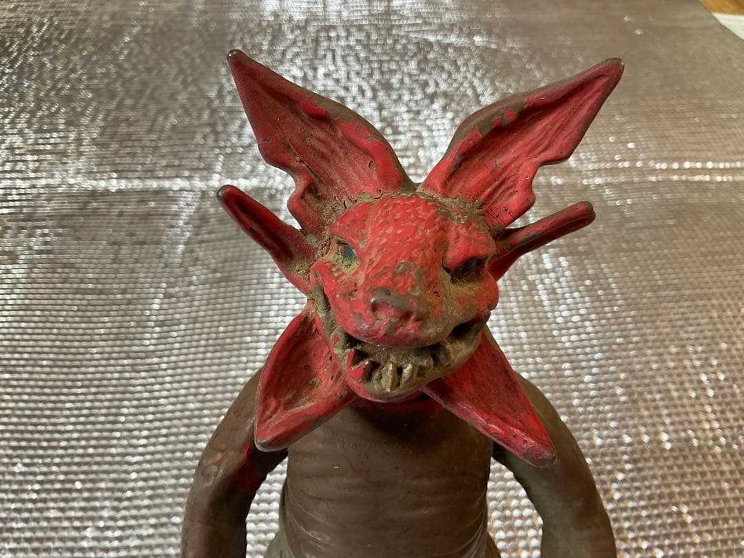マルサン製／ガボラ。当時もの。ウルトラマンの怪獣【汚れあるが価値はあります】。