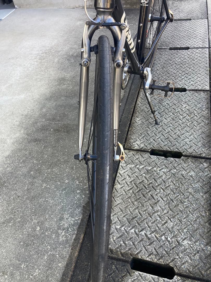 GIANT ESCAPE クロスバイク ブラック　マウンテンバイク　ロードバイク