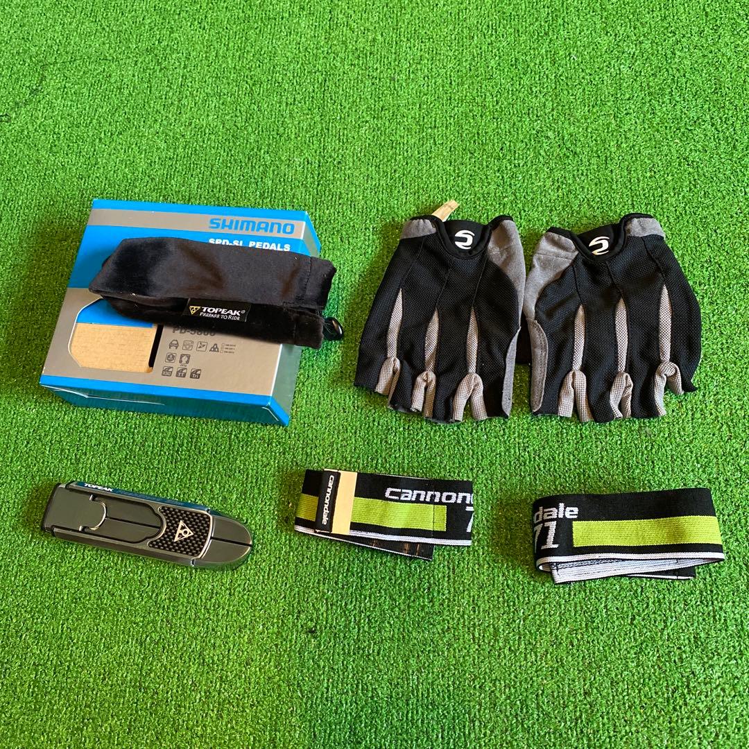 Cannondale ロードバイク ヘルメット・シューズ付き