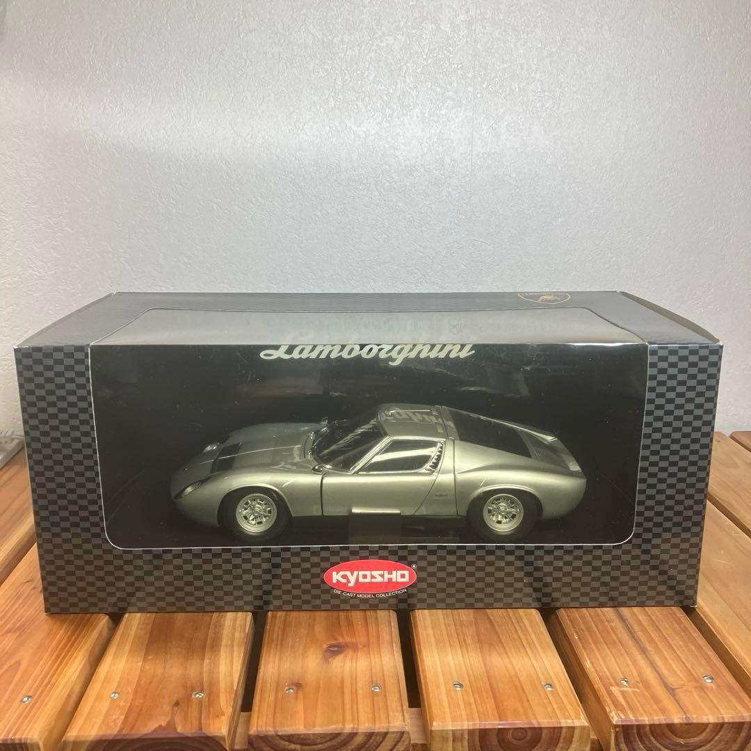京商 1/18 ランボルギーニ ミウラ P400SV シルバー