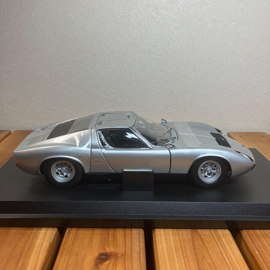 京商 1/18 ランボルギーニ ミウラ P400SV シルバー
