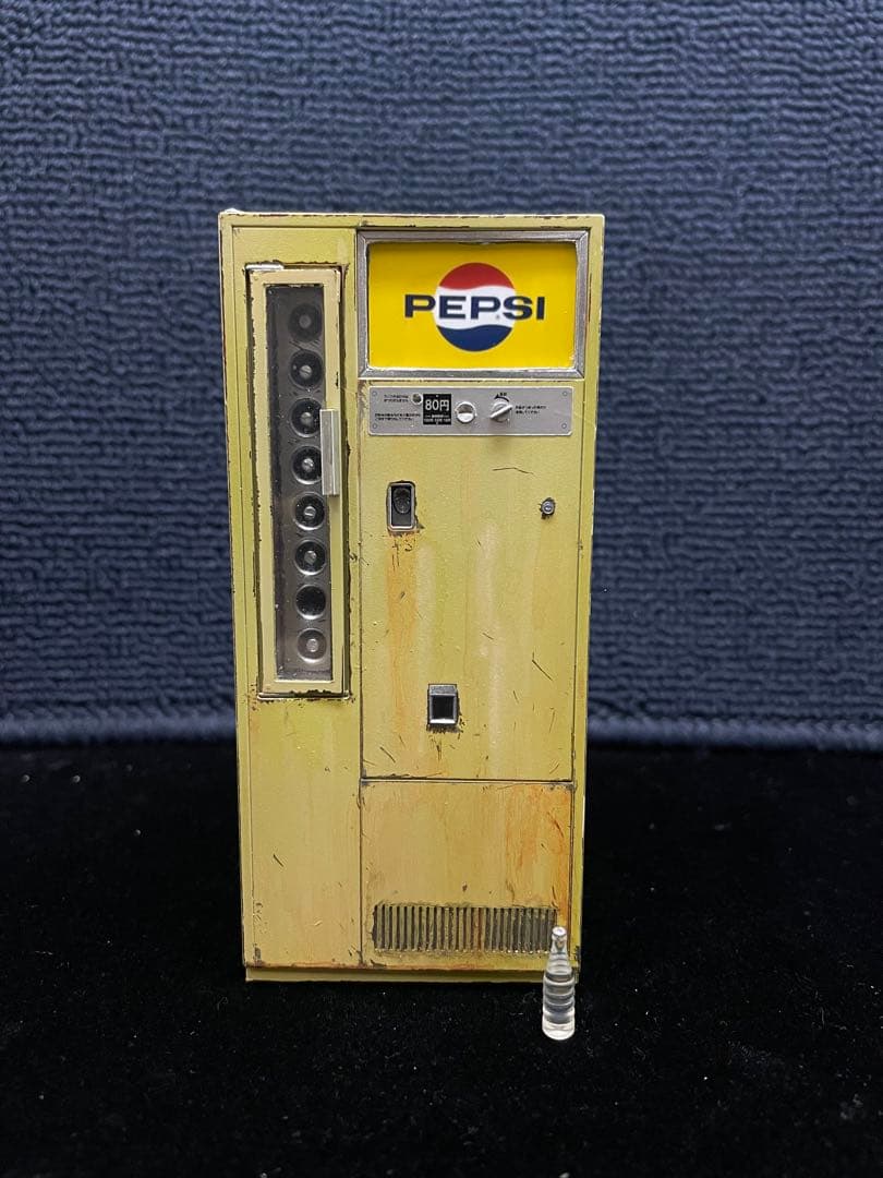1/12スケール 瓶ジュース レトロ自販機 　完成品