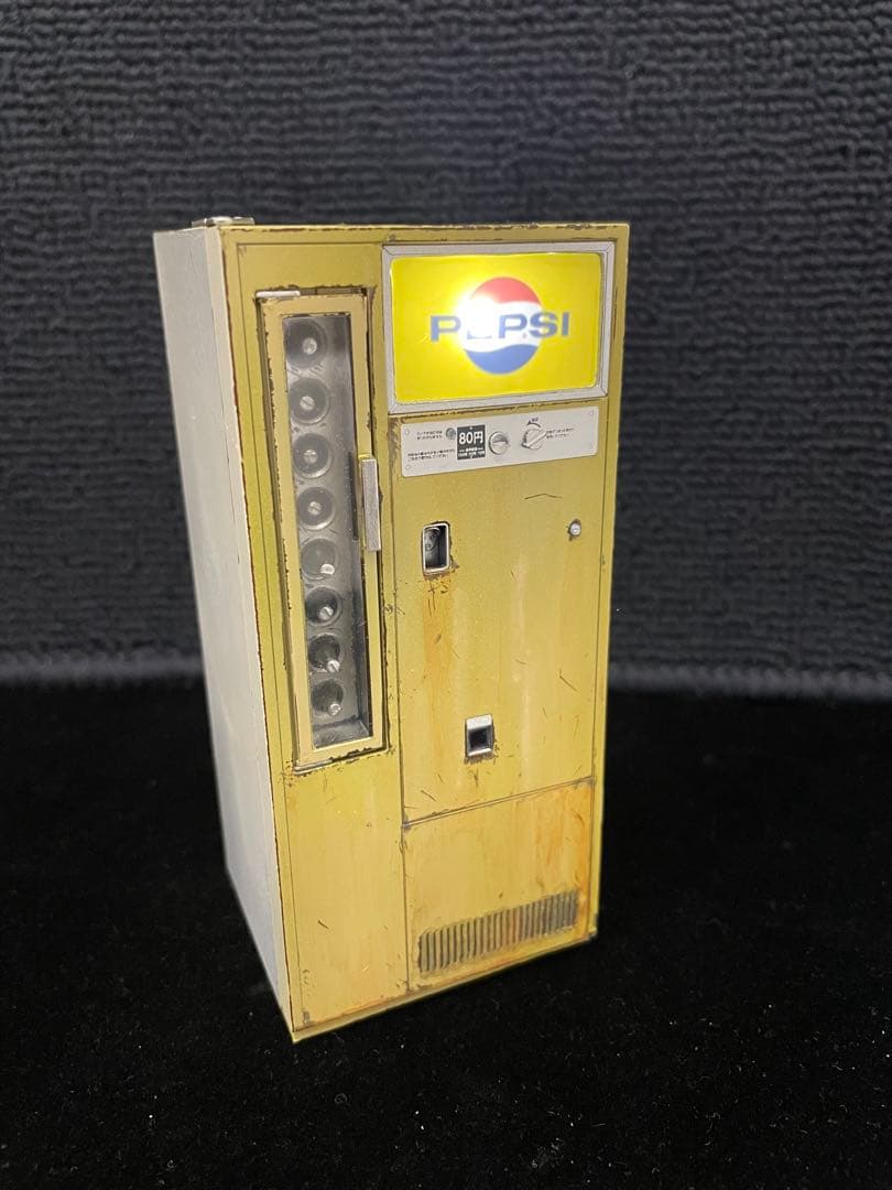1/12スケール 瓶ジュース レトロ自販機 　完成品