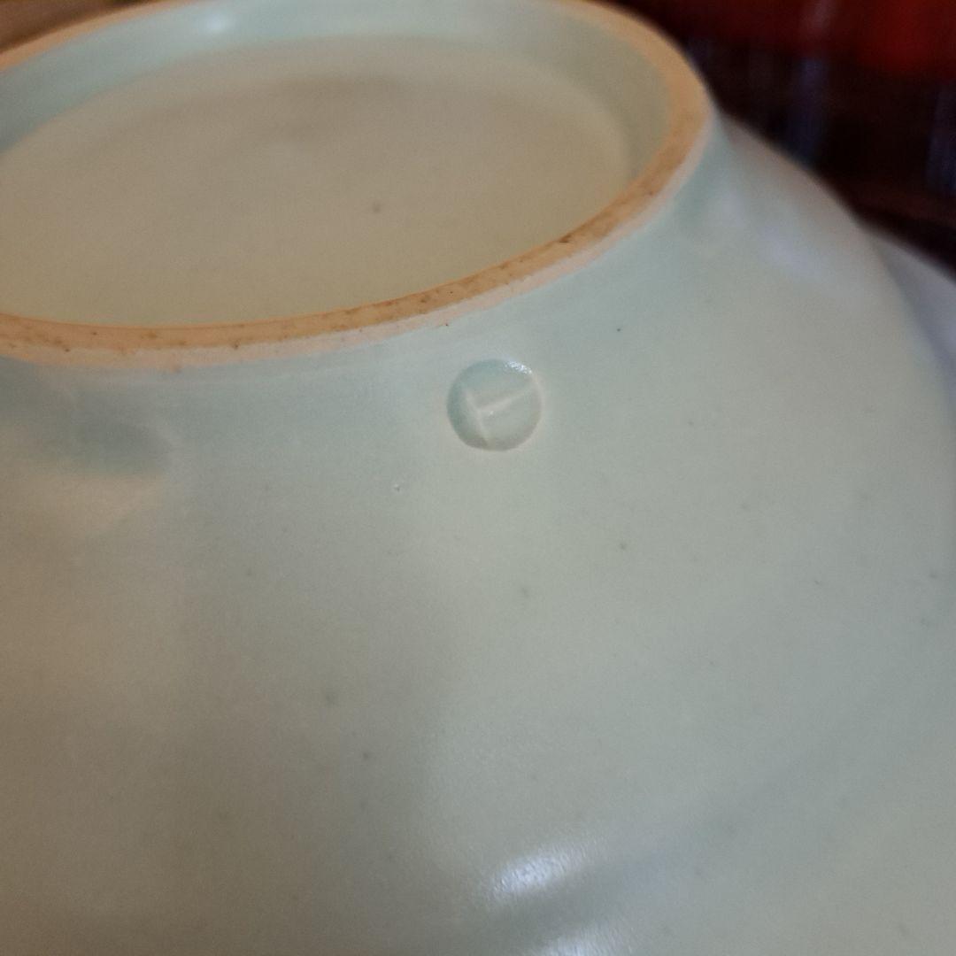 黒田泰蔵の白磁鉢です。