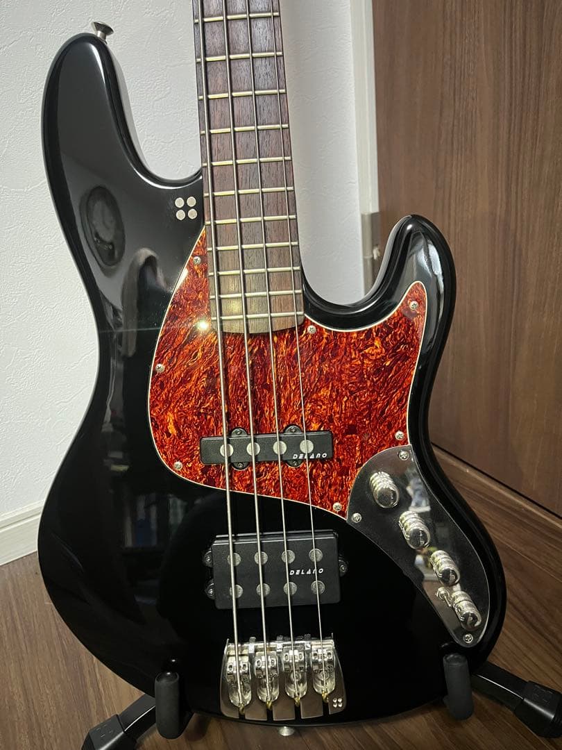 【虎杢・軽量】Sandberg California TM4 ジャズベースタイプ