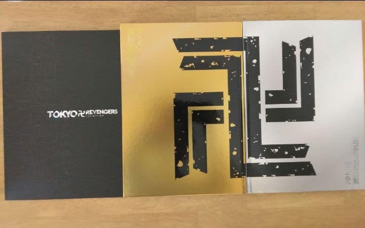 東京リベンジャーズ 最後の世界線 Gold Silver 原画展 図録 シール