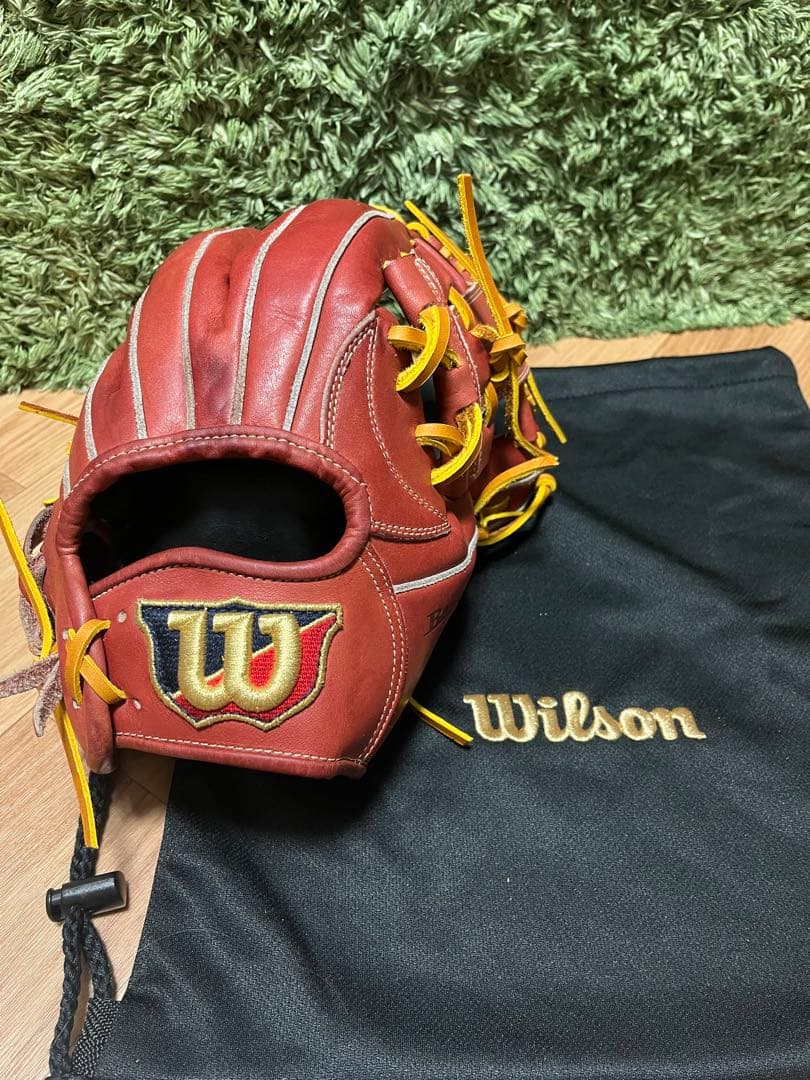 美品⚫︎ウィルソン ベーシックラボ デュアル 軟式内野手用1723型 ブリック