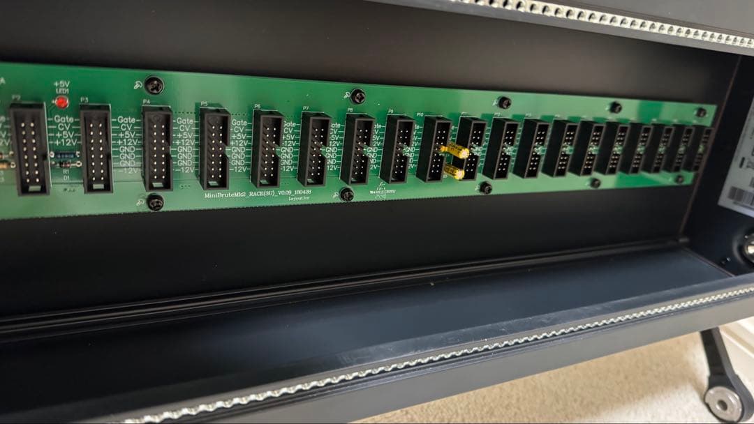 RackBrute 3U (ARTURIA) モジュラーシンセケース