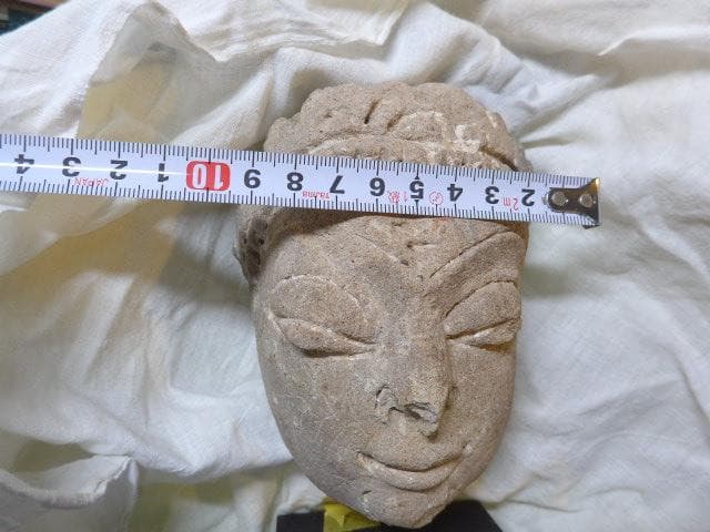 石仏の残存です。味のあるものです。