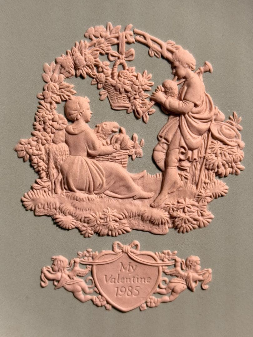 #ウェッジウッド ジャスパー バレンタインデー 1985 イヤープレート　S-3