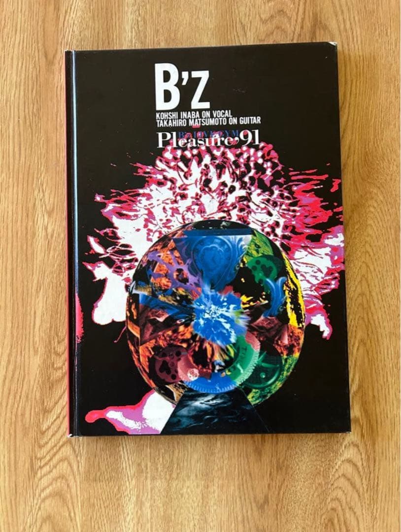 B'zツアーパンフレット