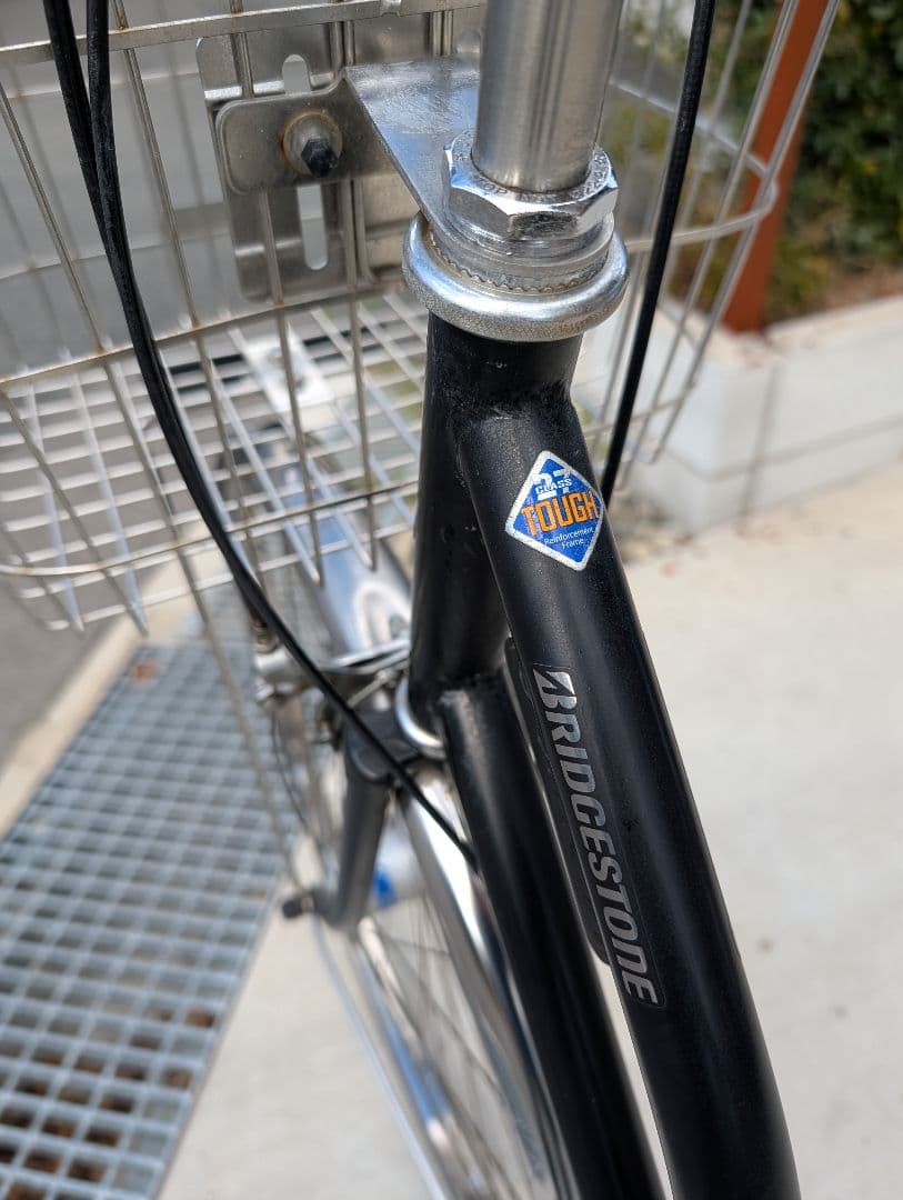 ブリヂストンNOLKOG R6 点灯虫 27型 外装6段変速 T.Xクロツヤケシ