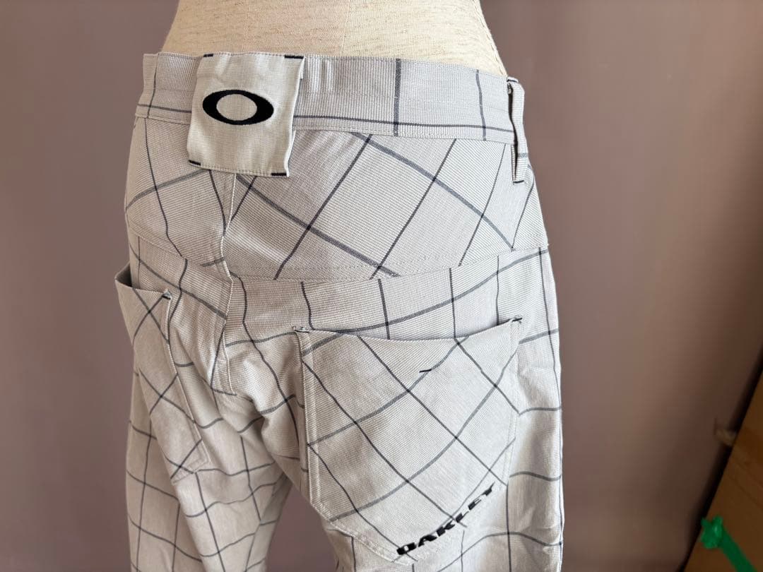 Oakley オークリーゴルフパンツグレー 32インチ新品
