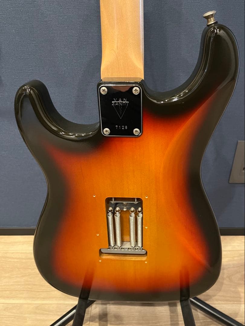 Vanzandt STV-R2 ヴァンザント ストラトキャスター