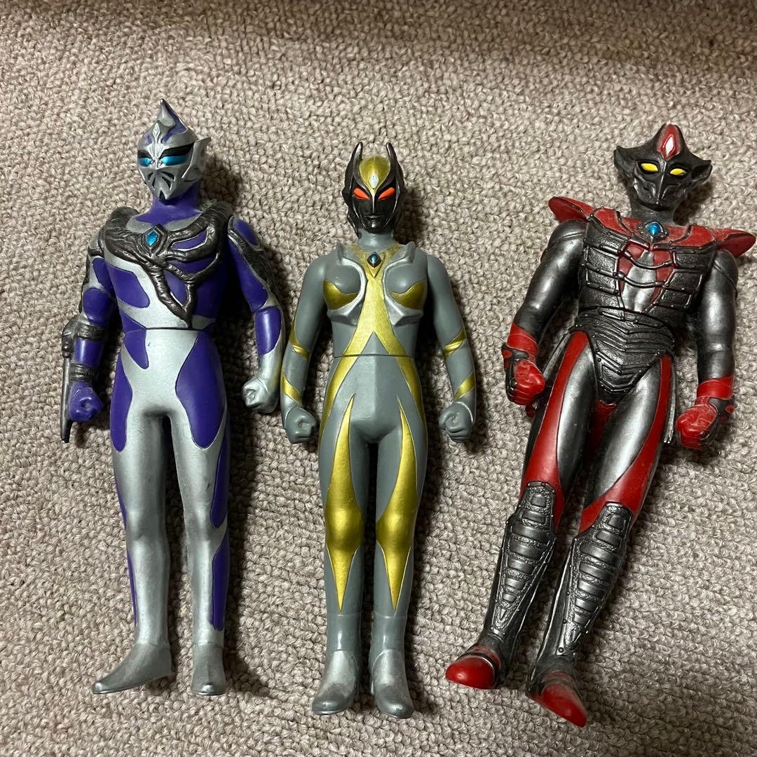 ウルトラマンティガ　カミーラ　ヒュドラ　ダーラム　三体セット　廃盤　希少ソフビ