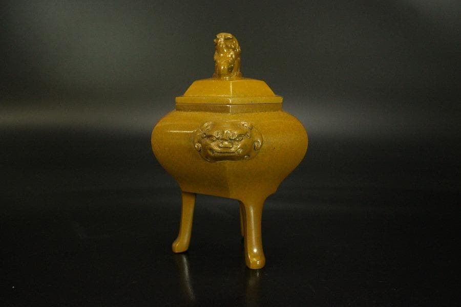 香炉 獅子双耳 三足香炉 金属製 木箱付(メ1186)