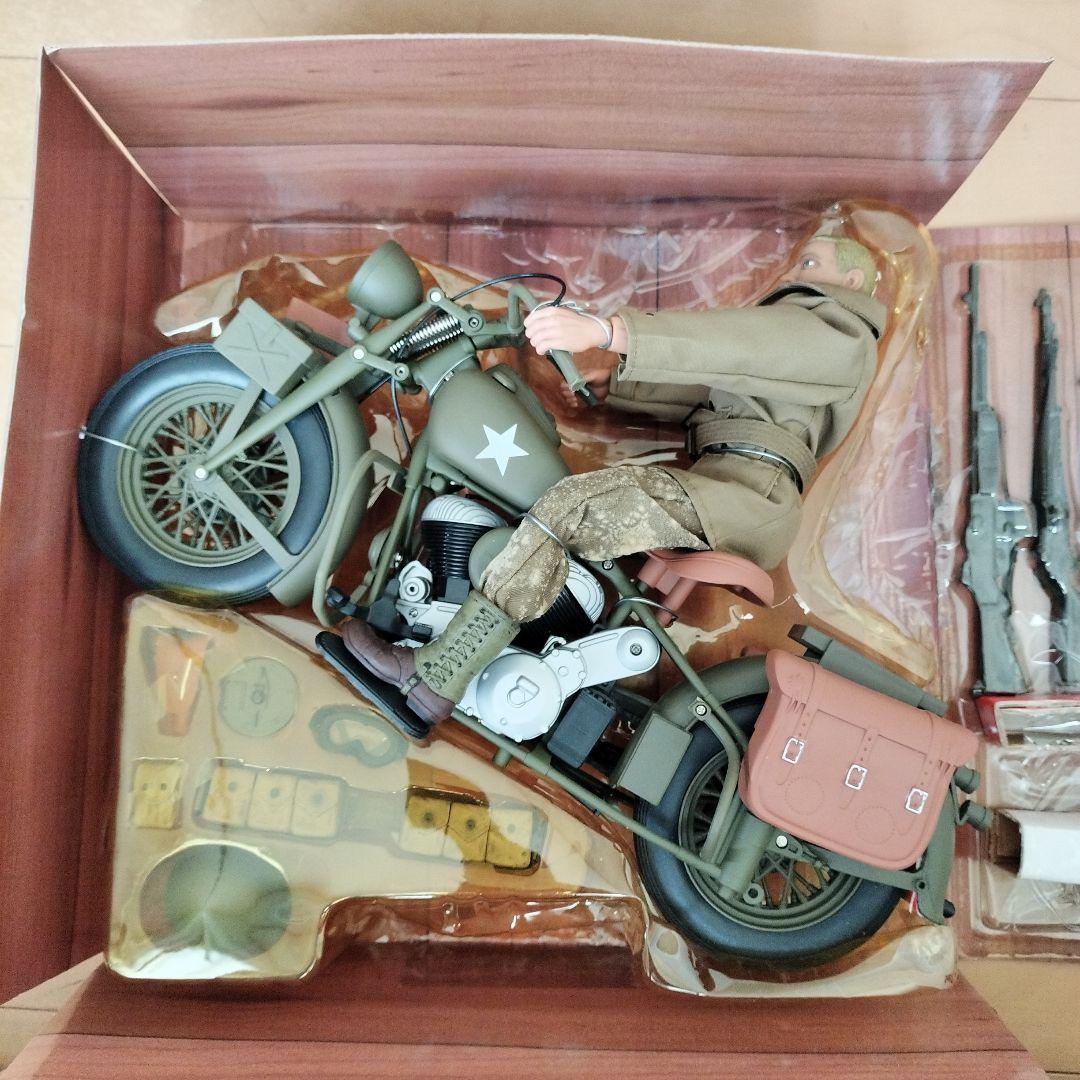 ミリタリー THE ULTIMATE SOLDIER