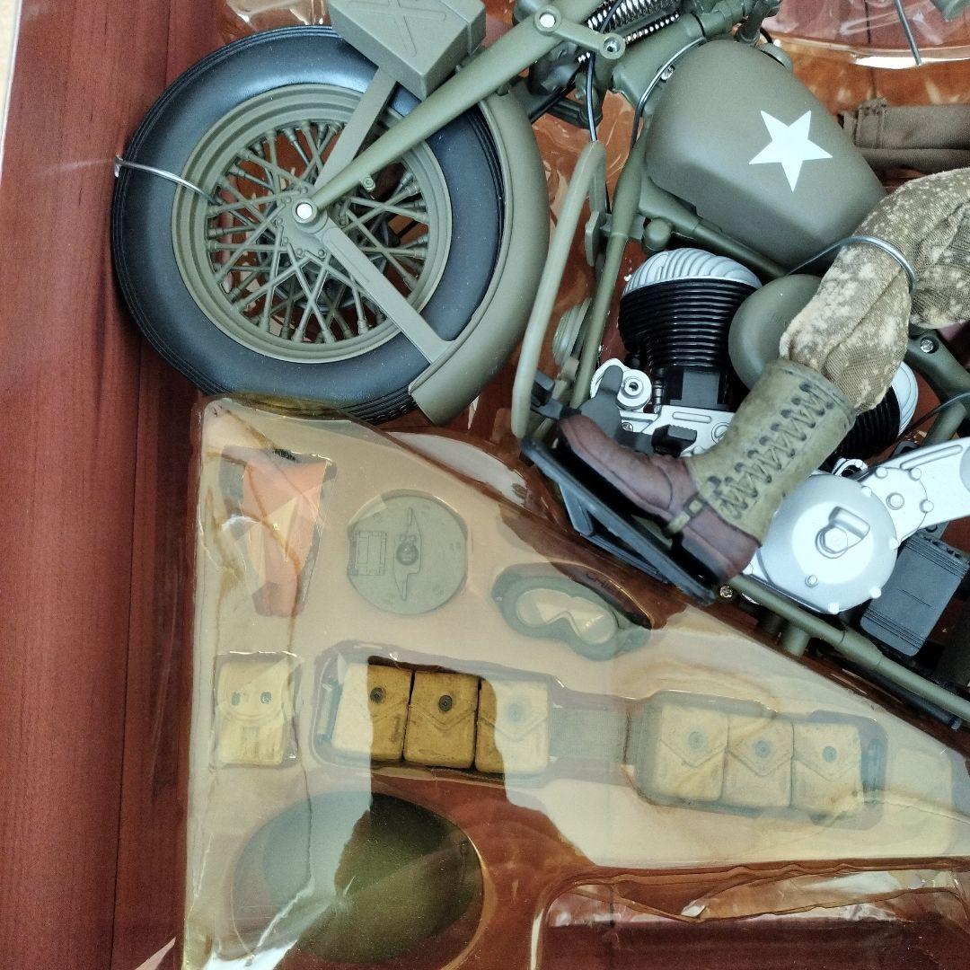 ミリタリー THE ULTIMATE SOLDIER