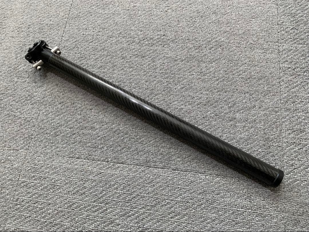 ■Carbon Dry Japan Seatpost V2 Brompton■