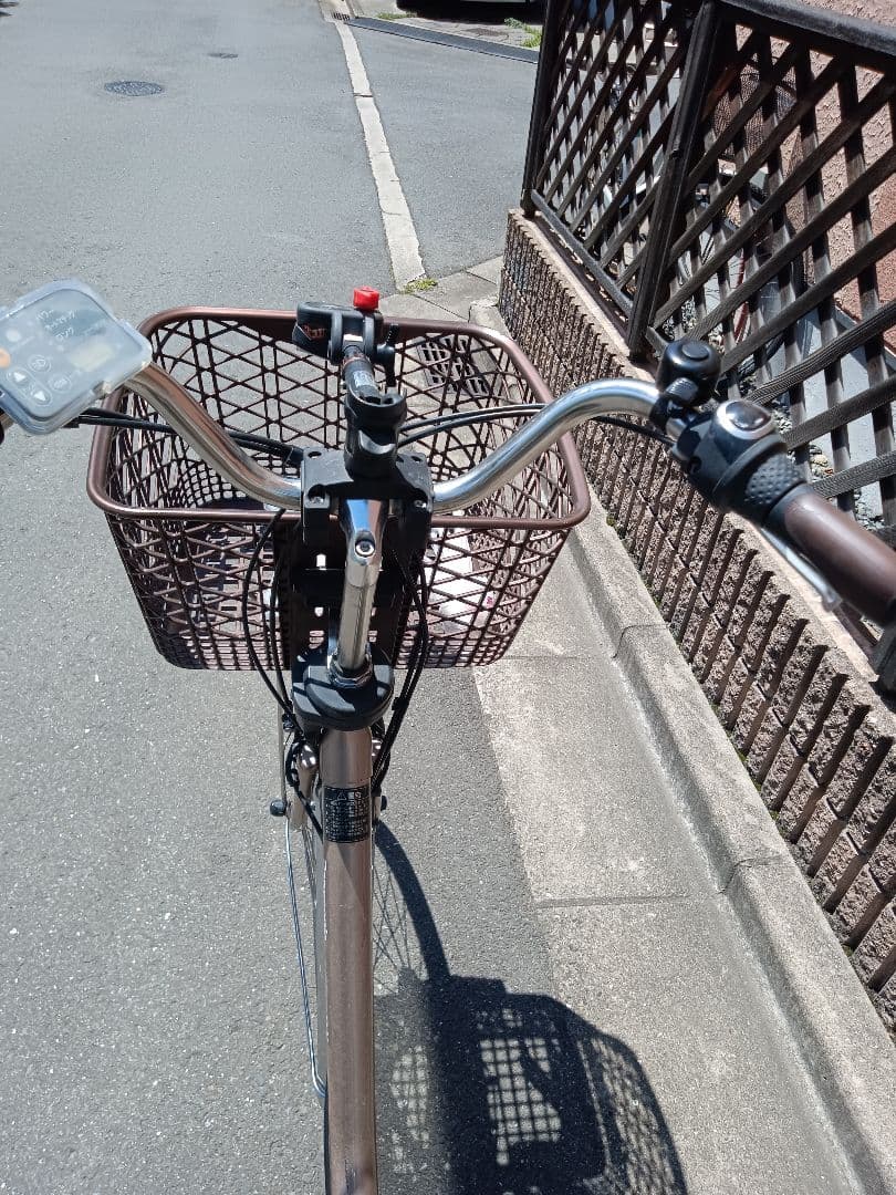 激安。使用少ない美品！新品大型荷台！最高級Panasonic電動アシスト自転車！