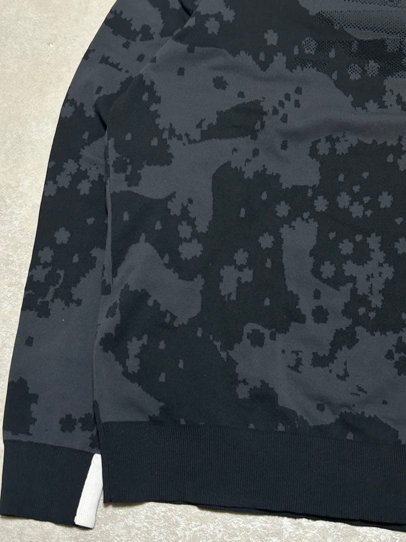 未使用級 ニューバランスゴルフ カモフラ柄 ストレッチ ニット サイズ6