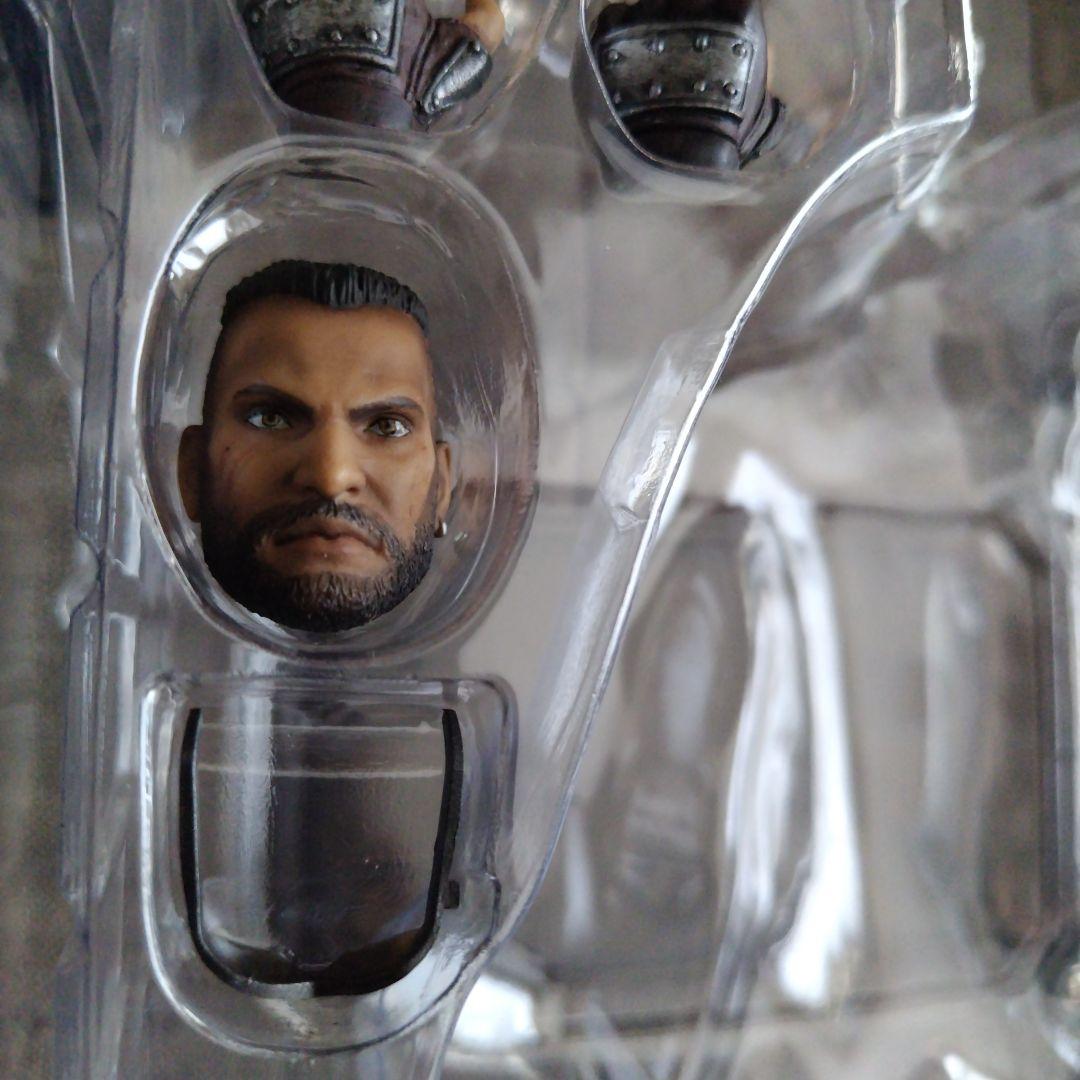 最安値　ファイナルファンタジー7リメイク 　プレイアーツ改　バレット　フィギュア