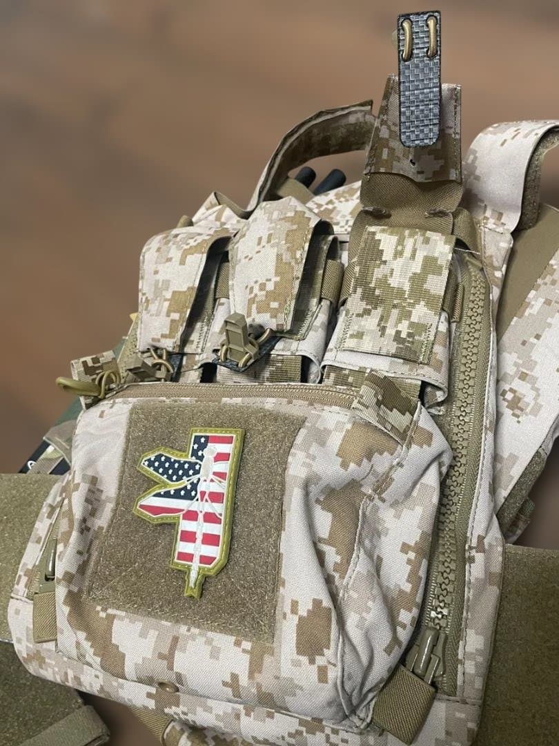 レプリカ FERRO CONCEPTS FCPC AOR1 プレートキャリア