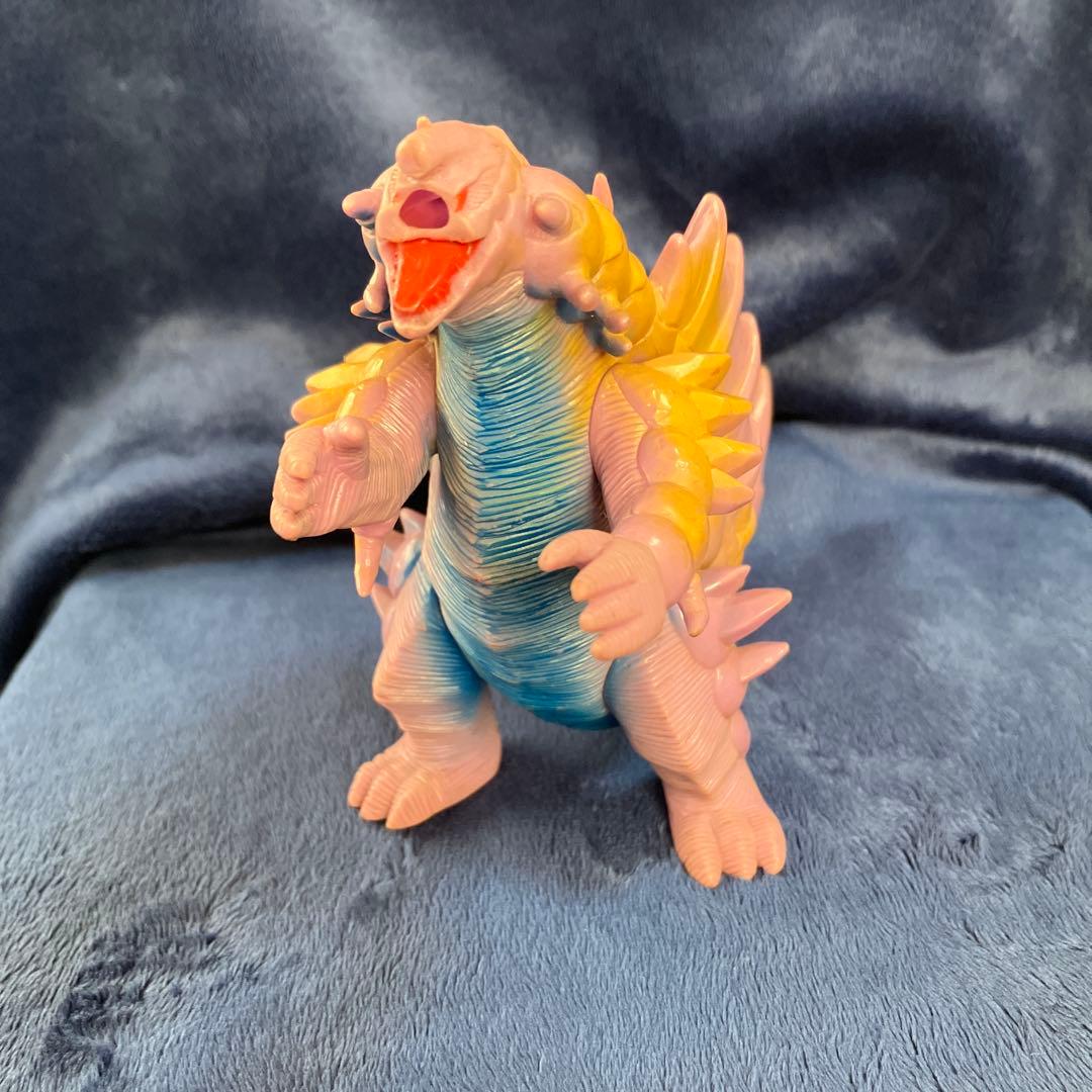 円谷プロ　ウルトラマン　怪獣　BANDAI ソフビ　フィギュア　他まとめ売り