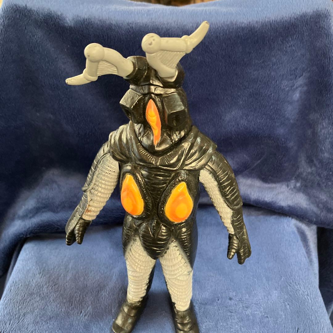 円谷プロ　ウルトラマン　怪獣　BANDAI ソフビ　フィギュア　他まとめ売り