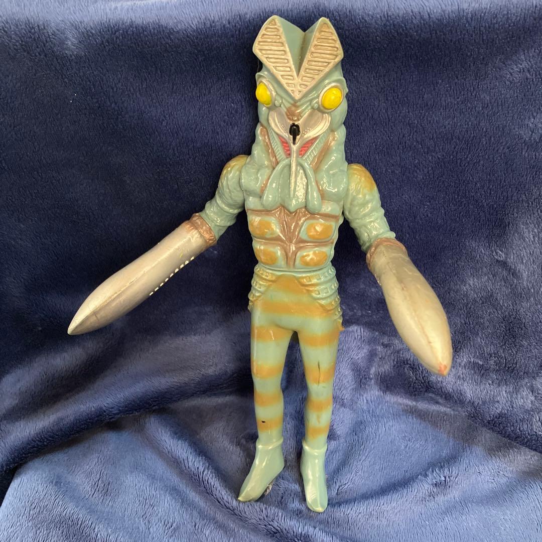 円谷プロ　ウルトラマン　怪獣　BANDAI ソフビ　フィギュア　他まとめ売り