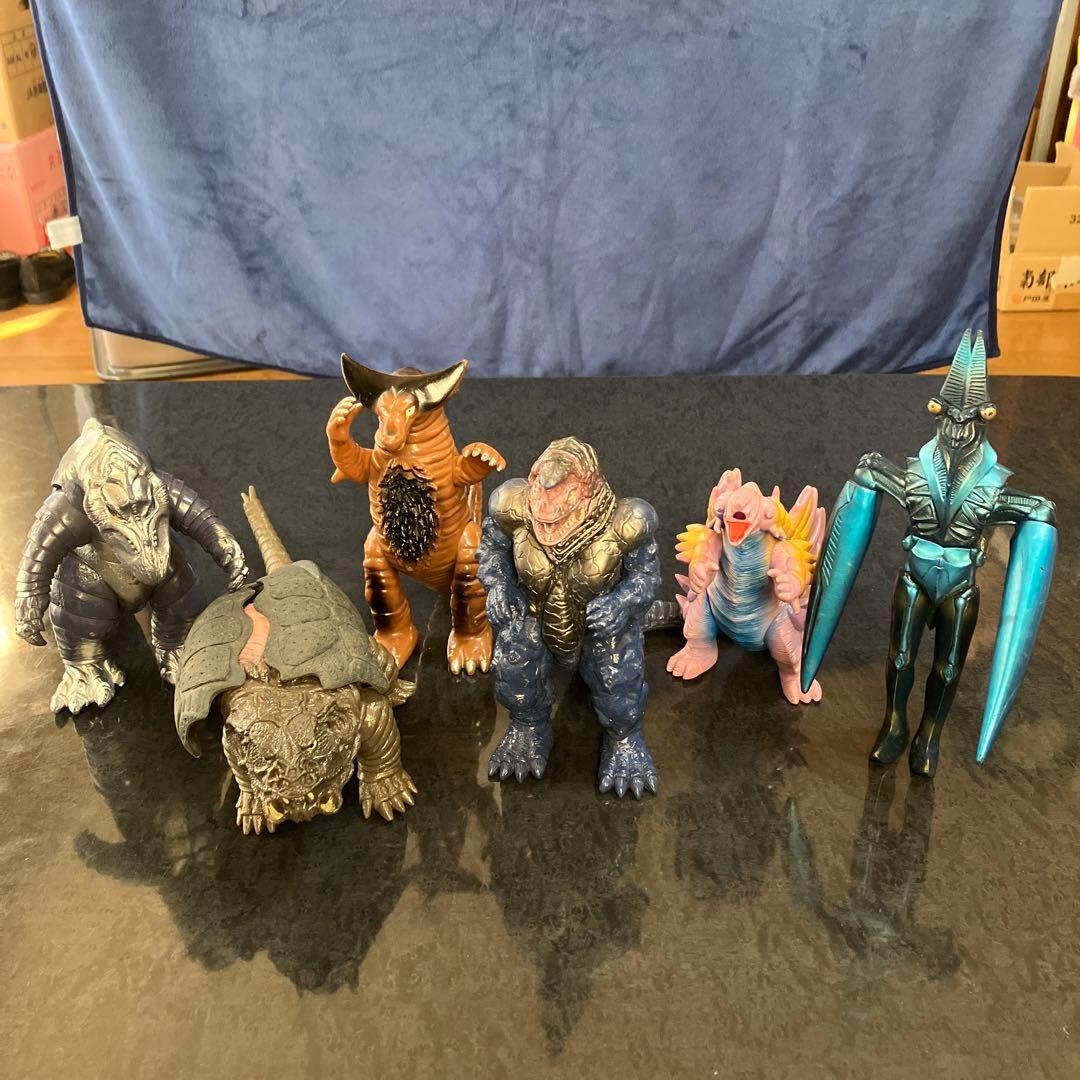 円谷プロ　ウルトラマン　怪獣　BANDAI ソフビ　フィギュア　他まとめ売り