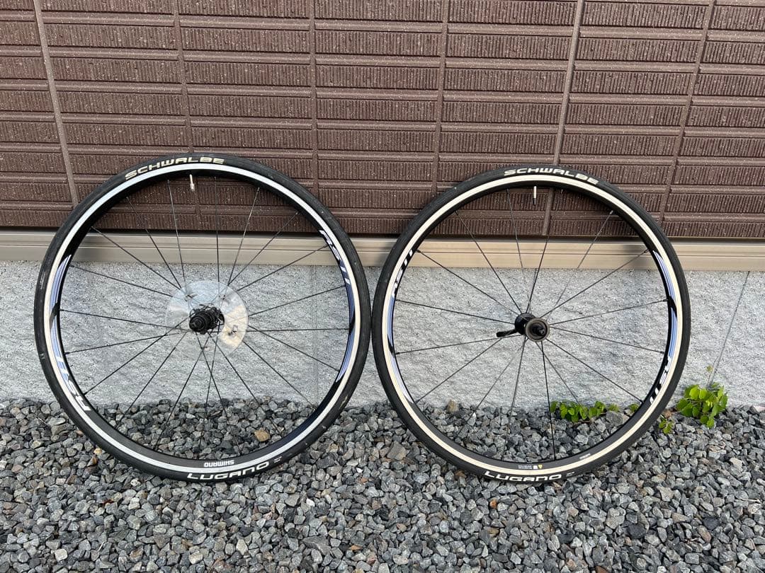 【Shimano】WH-RS11 ホイール ロードバイク　タイヤセット