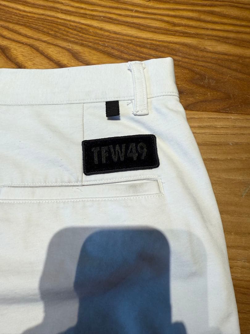 【美品・未使用】TFW49 ハーフパンツ ホワイト Mサイズ ゴルフにも◎