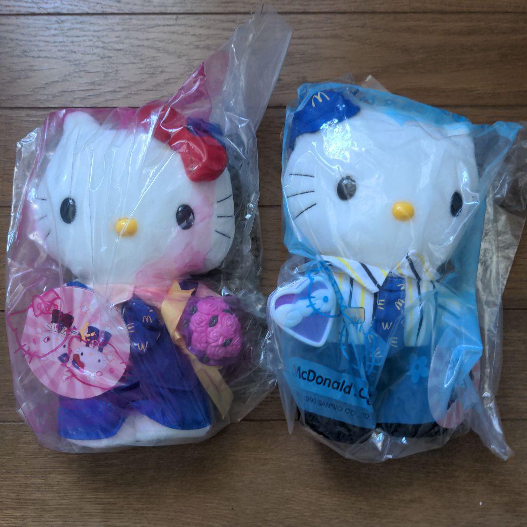 キティちゃんのぬいぐるみ