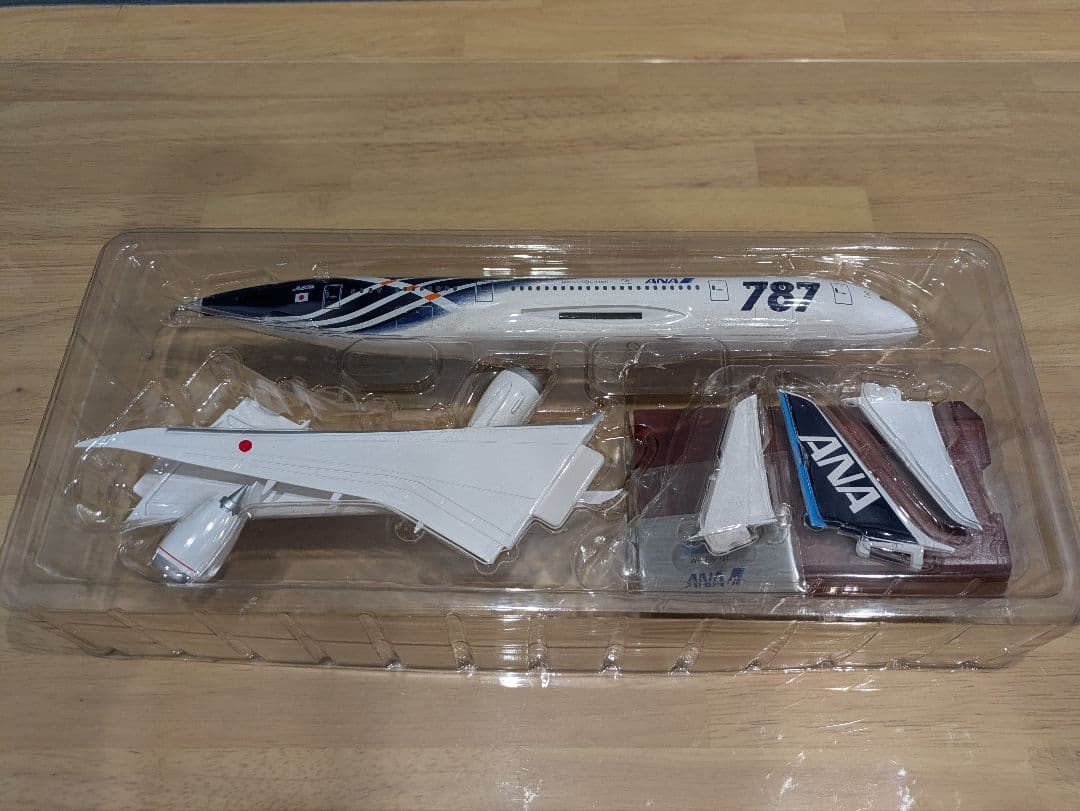 【未使用】ANA B787-8 鯖塗装 JA801A 1/200